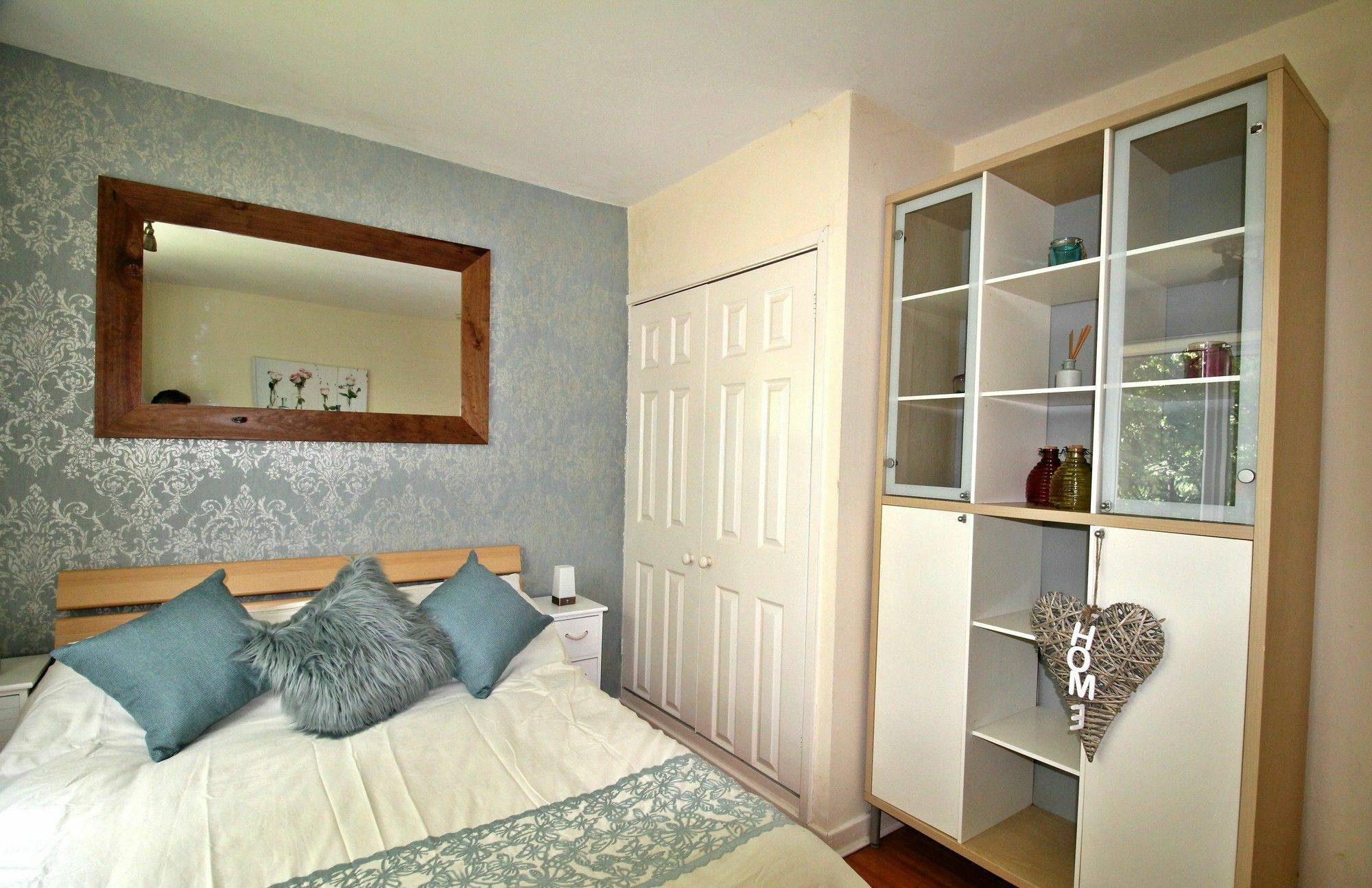 Doncaster - Boswell - Large Balcony Apartment - 2 Double Beds - 2 Bedrooms - Close To Town & Racecourse - Off Street Parking 2 Cars - Fast Wifi Exterior foto